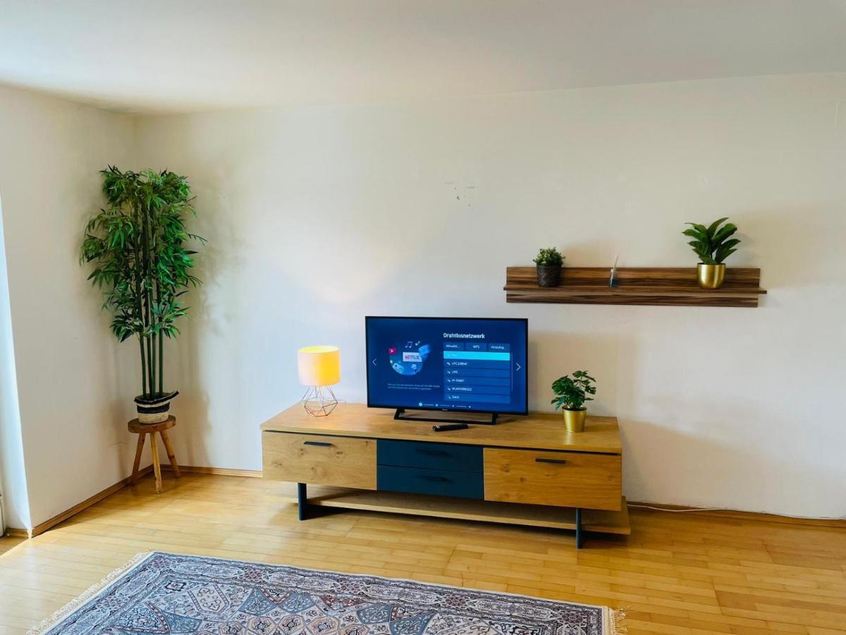 In City-center Near U6, And Thaliastrasse Apartament *